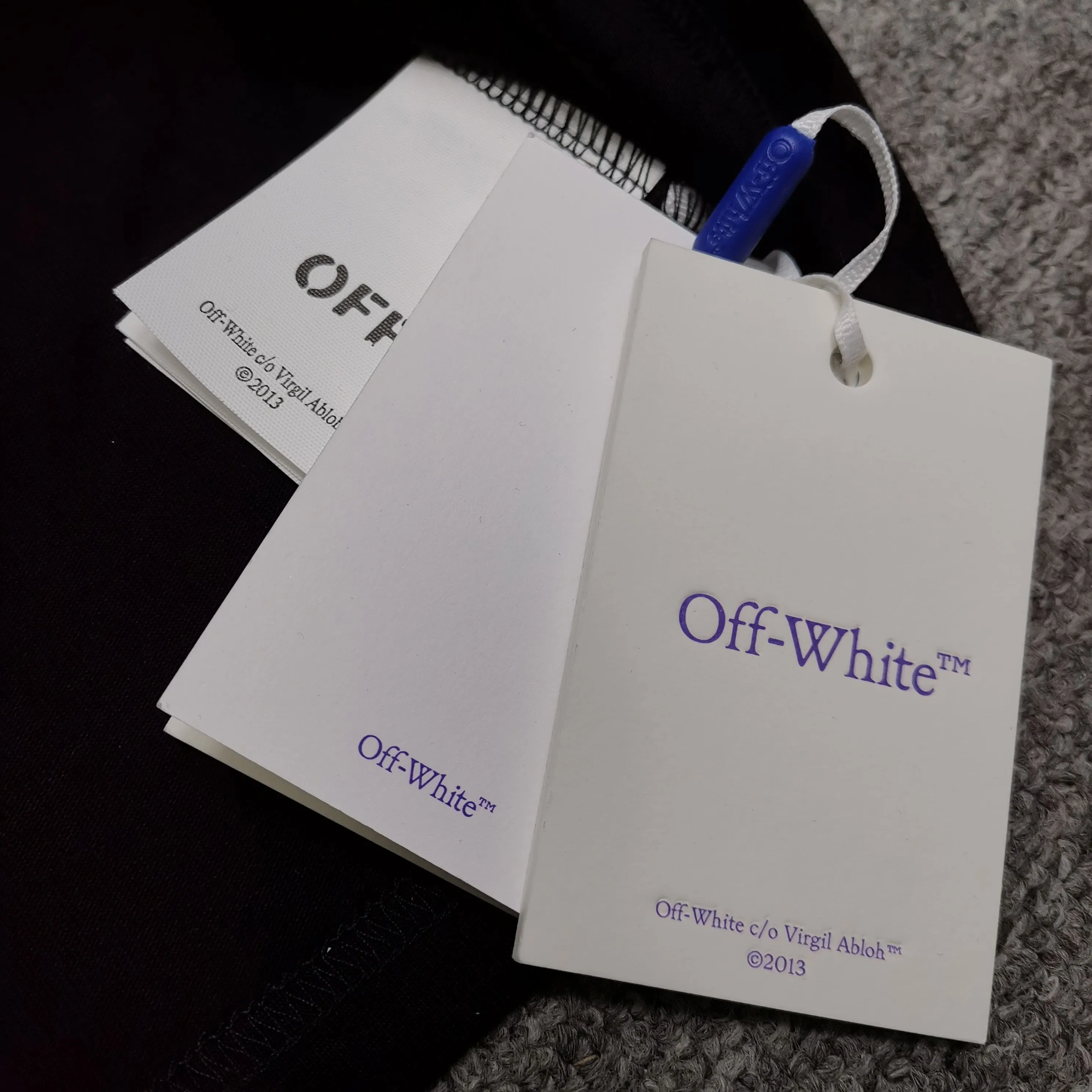 Off white top version, new Dragon's Legend loose version short-sleeved T-shirt Size: S M L XL Color: Black White P240